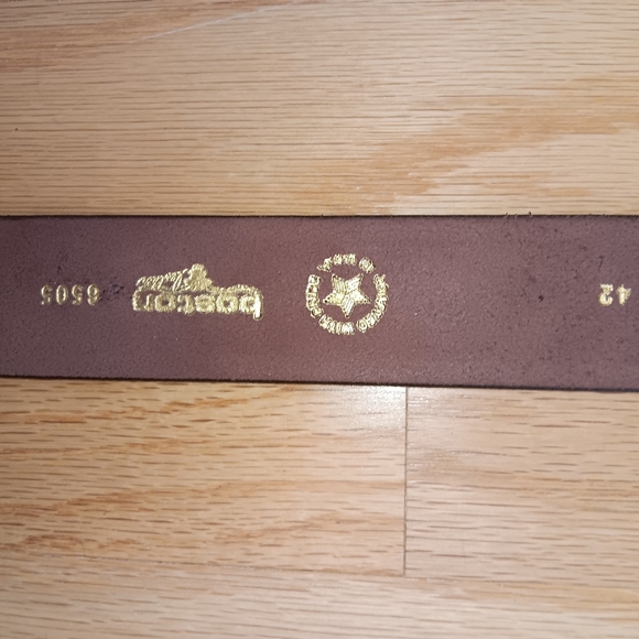 Boston Leather Mens Leather 42 Waist. 1 3/4 Wide. Total Including Buckle 47 Inch - Picture 9 of 10